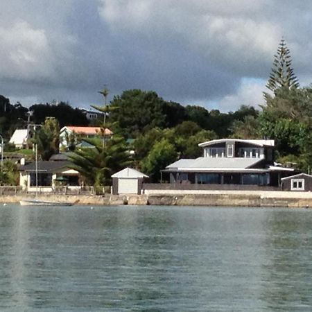 Harbourview52 Bed & Breakfast Raglan Bagian luar foto